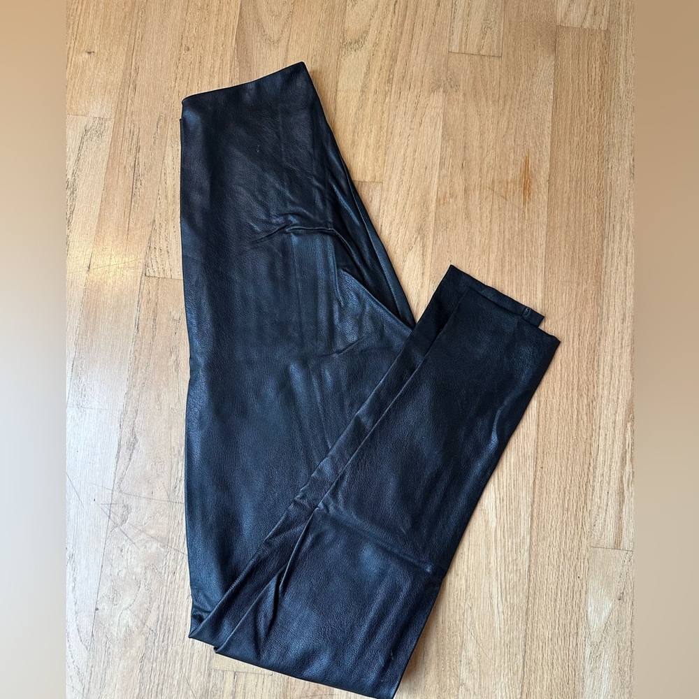 Commando Black Faux Leather Leggings size Small